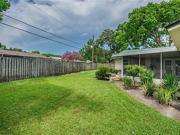 5th image of 2084 Leanne Ct