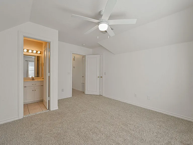 3929 Devon Dr — Photo 27