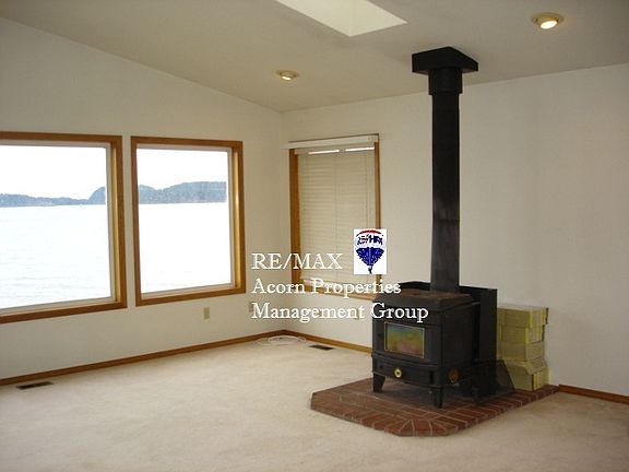 5th image of 881 Shorecrest Dr