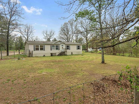 3rd image of 443 Foster Chapel Rd