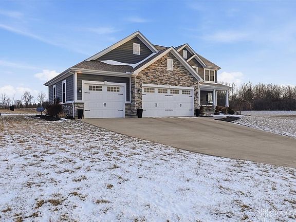 2nd image of 104 Bluestone Ct