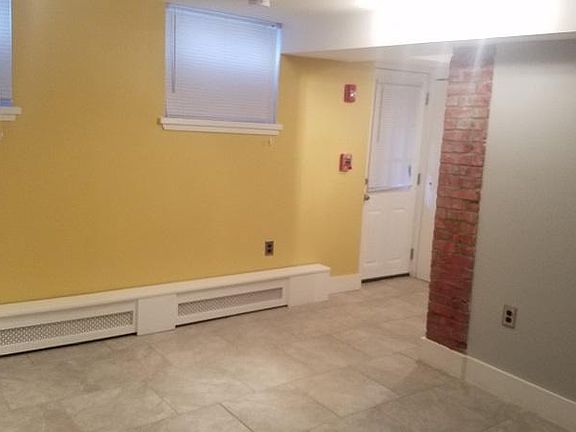 5th image of 14 Linden St #1