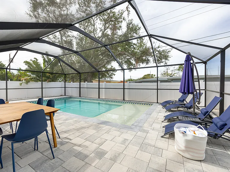1035 Madison St — Photo 65