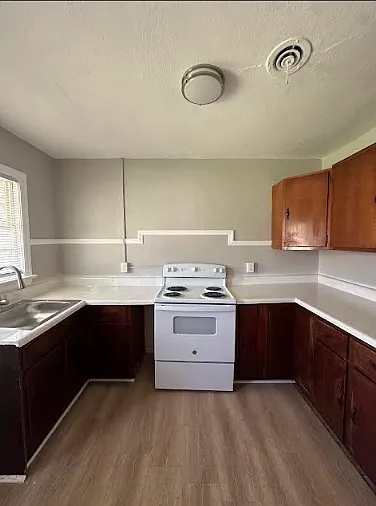 1621 Burdette Dr — Photo 20