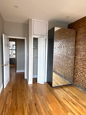 Rented by Corcoran | media 28