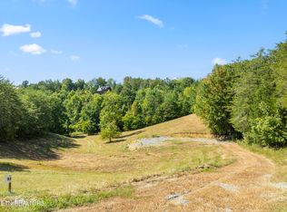 910 Debras Way, Sevierville, TN 37876