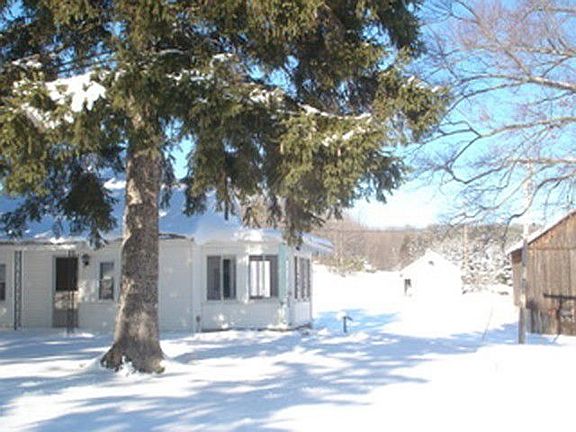 House w/ barn and garage