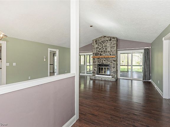 3rd image of 13310 Cedar Acres Dr