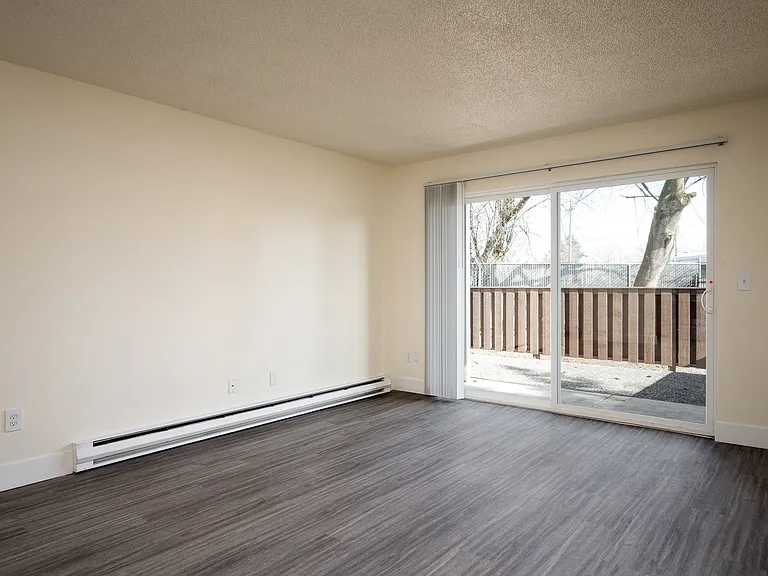 Gateway Terrace — Photo 17