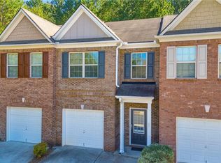 3927 Snipes Ct, Lilburn, GA 30047