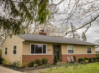 3036 Tremont Rd, Columbus, OH 43221