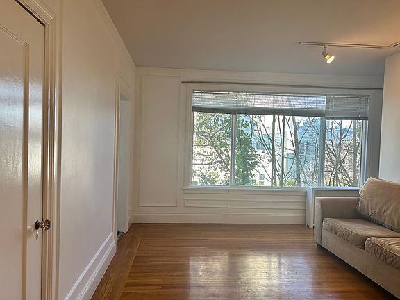 2nd image of 1925 Leavenworth St APT 6