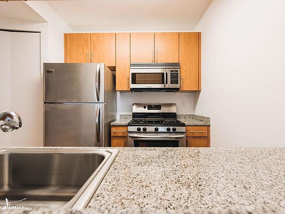3rd image of 2 Gold St APT 28A