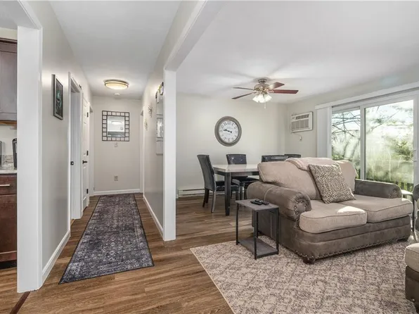200 Manville Hill Rd #64C, Cumberland, RI 02864