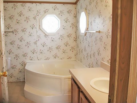 2nd image of 16201 Normandy St