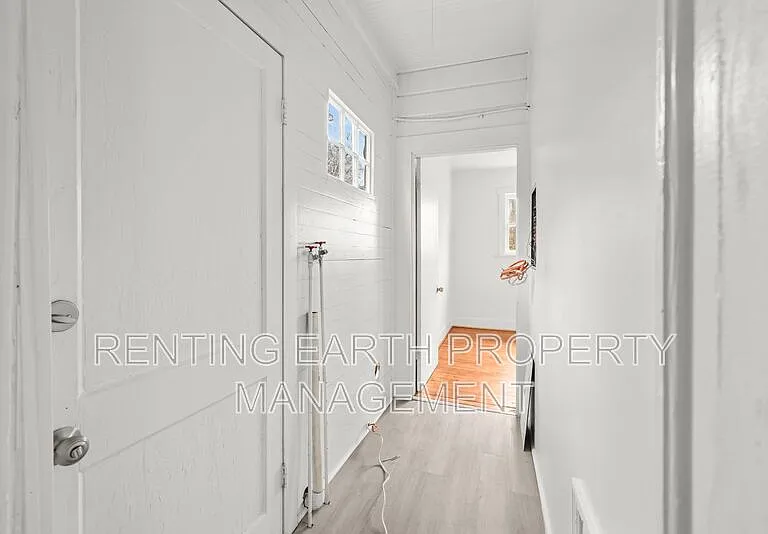 2712 24th St W — Photo 13