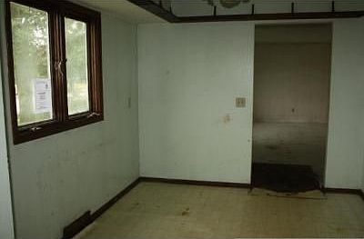 5th image of 7109 Zane Ave N