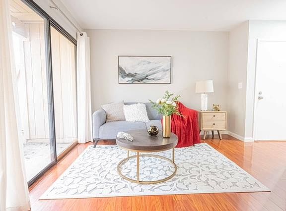 5th image of 932 Kiely Blvd Unit F