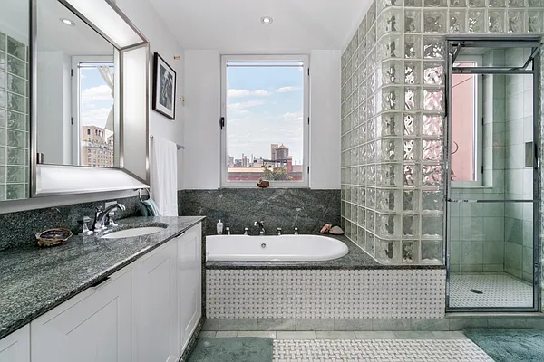 Rented by Compass | media 6