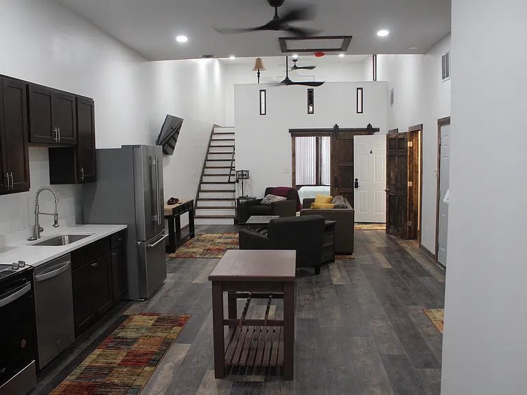117 W Jackson Blvd #201 — Photo 1