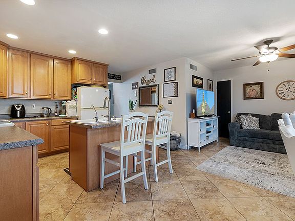 5th image of 3429 E Dragoon Ave