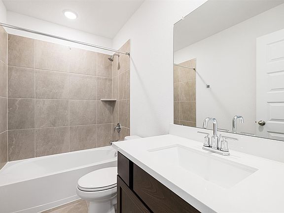 7th image of this home