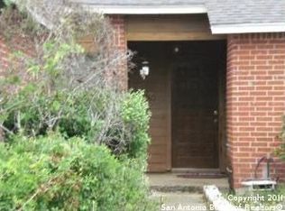 212 Deer Creek Dr, Boerne, TX 78006