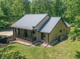 2091 W Charleston Ct, Nixa, MO 65714