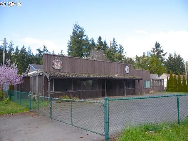 47488 Highway 101 photo 1