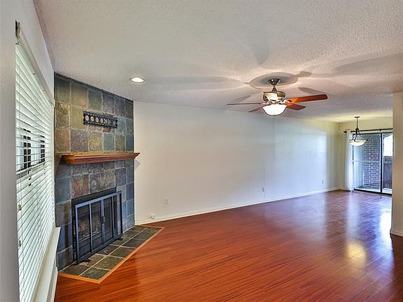 3rd image of 3205 Donnelly Cir