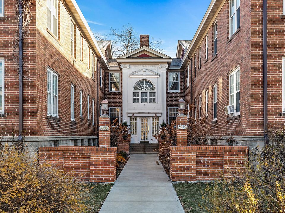 1st image of 3909 Aldrich Ave S #10