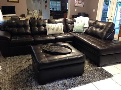 Spacious Family Room