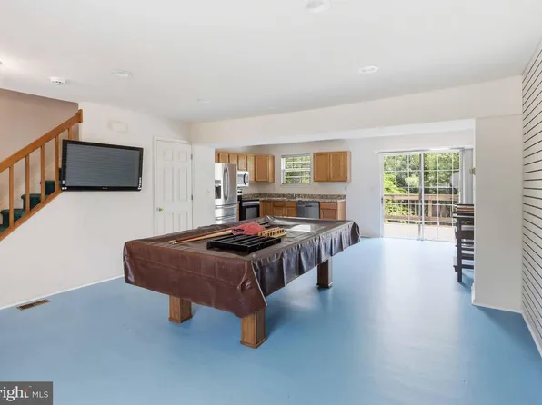 8812 Fox Cir, Perry Hall, MD 21128