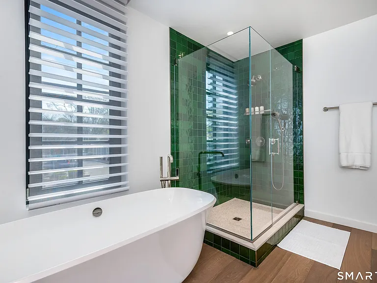 111 Rowayton Ave #201 — Photo 19