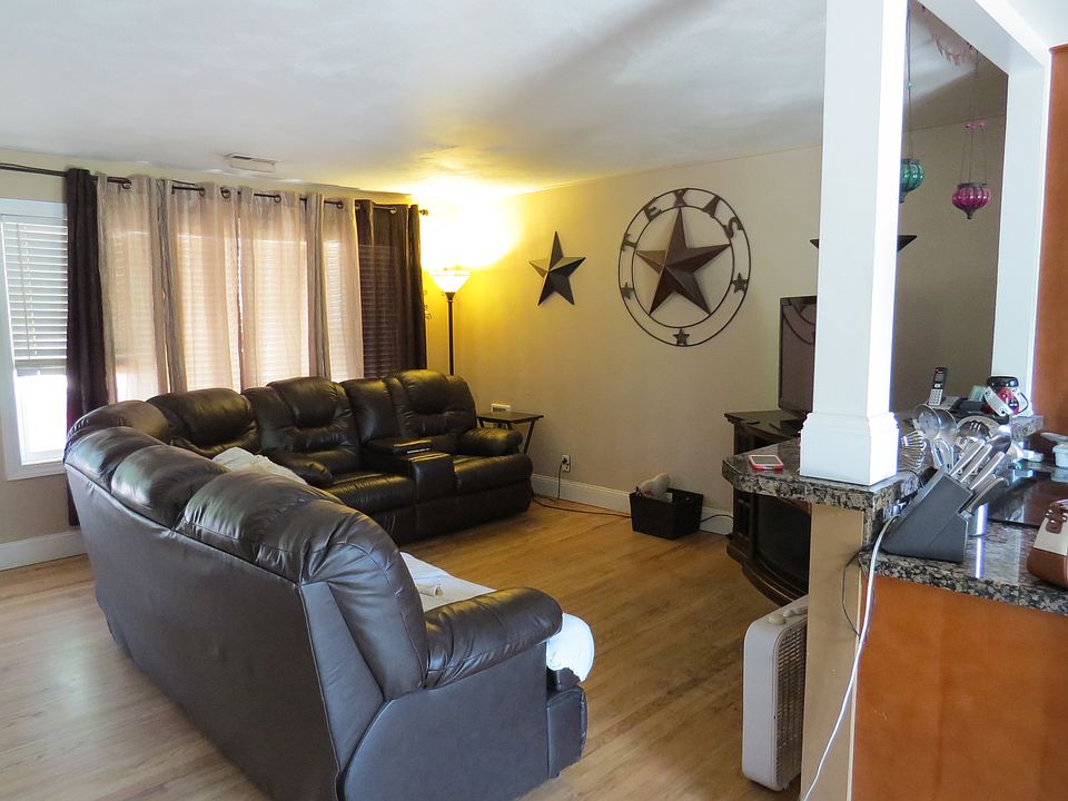 2nd image of 8316 Potomac Dr