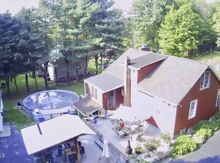 36 Dodge St, Wynantskill, NY 12198