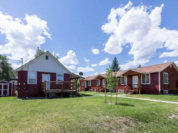 760 Canyon St #3, Lander, WY 82520
