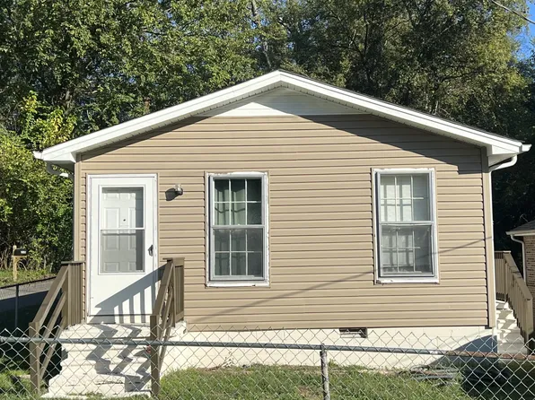 1103 Main St, Clarksville, TN 37040