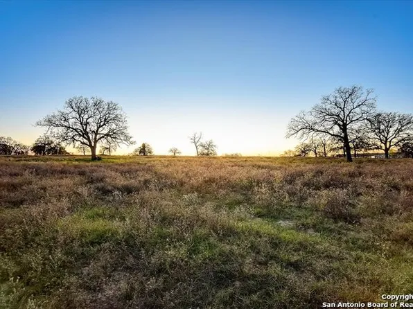 000 COUNTY ROAD 446, Stockdale, TX 78160