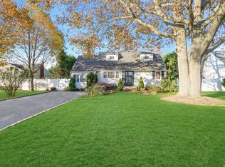 111 Brook St, West Sayville, NY 11796