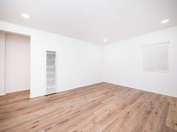 5th image of 3042 Livonia Ave #78-C2