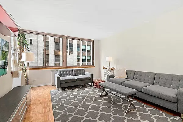 Rented by Corcoran | media 1