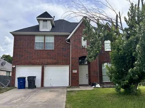 3147 Marble Falls Dr, Forney, TX 75126