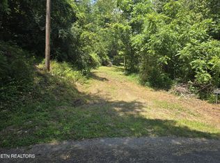 1626 Brackins Hollow Rd, Sevierville, TN 37876