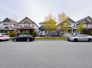 7126 194b St, Surrey, BC V4N 5Z3