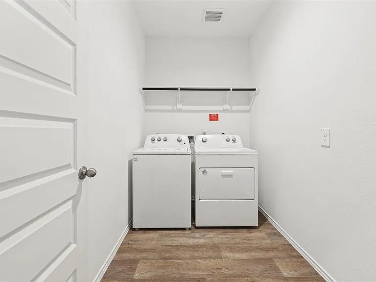 2815 Magnolia Blossom Ln — Photo 16