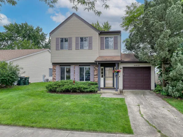 30W221 Cynthia Ct, Warrenville, IL 60555
