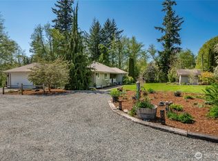 4003 Hoier Rd, Blaine, WA 98230