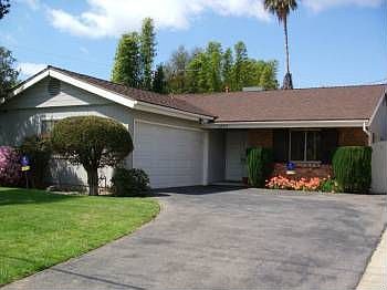 1st image of 6049 Goodland Ave