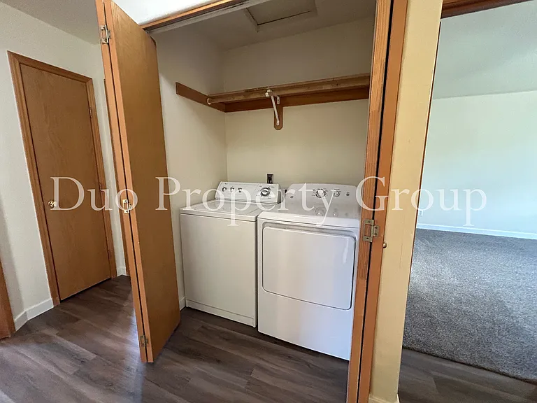 603 S 41st Ct — Photo 10